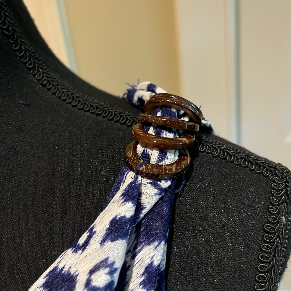 Patterned Blouse - Picture 5 of 7